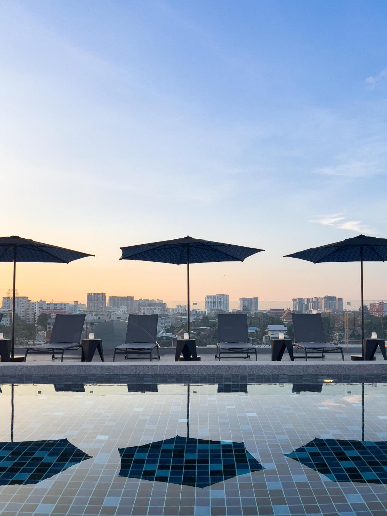 ホテル The Standardx, Bangkok Phra Arthit エクステリア 写真