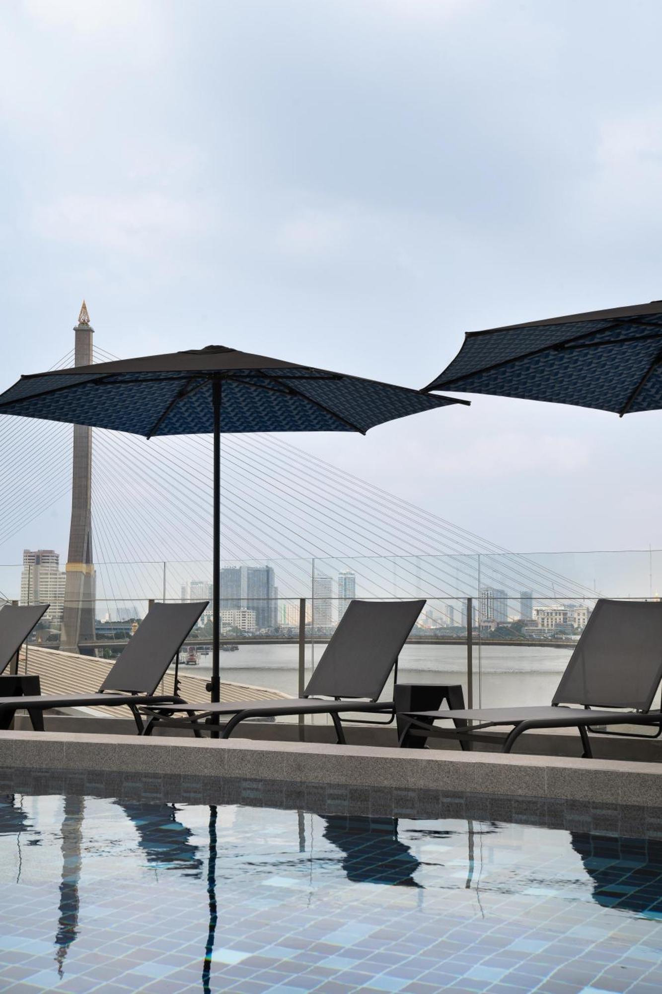 ホテル The Standardx, Bangkok Phra Arthit エクステリア 写真