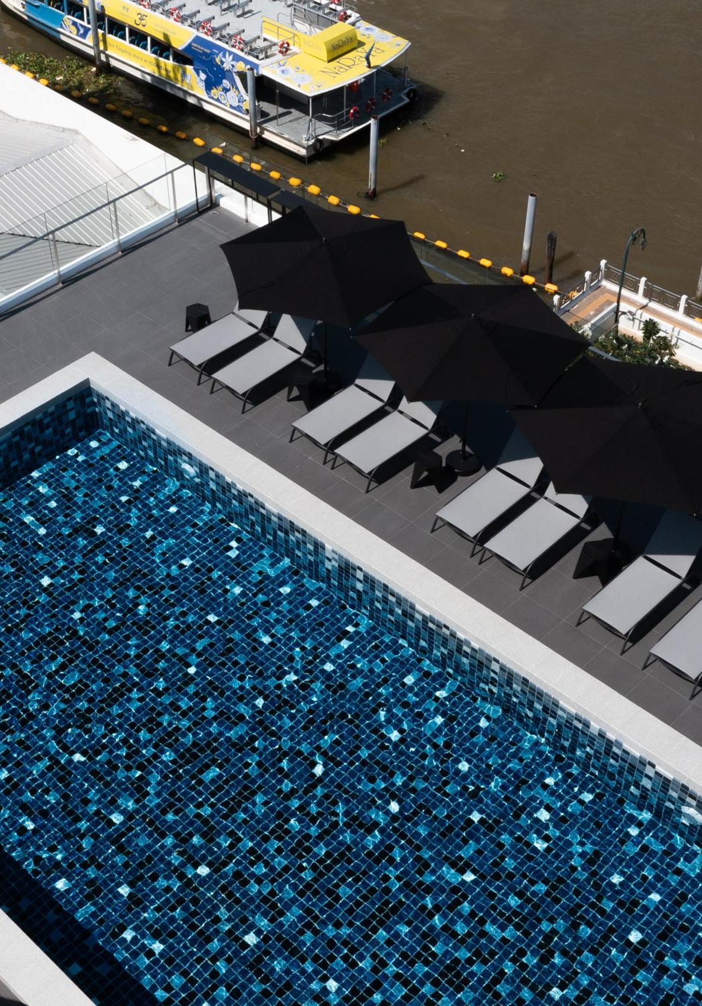 ホテル The Standardx, Bangkok Phra Arthit エクステリア 写真